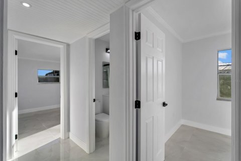 Villa ou maison à vendre à Port Charlotte, Floride: 4 chambres, 145.21 m2 № 2202632 - photo 25