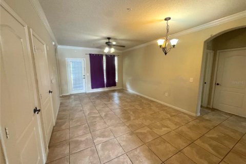 Condo in Davenport, Florida, 4 bedrooms № 2113924 - photo 4