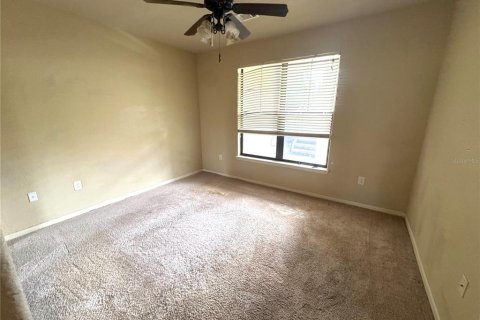 Condo in Davenport, Florida, 4 bedrooms № 2113924 - photo 9