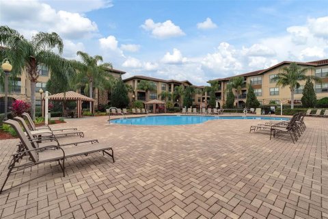 Condo in Davenport, Florida, 4 bedrooms № 2113924 - photo 20