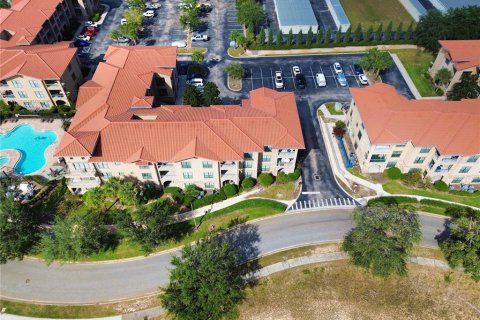 Condo in Davenport, Florida, 4 bedrooms № 2113924 - photo 16