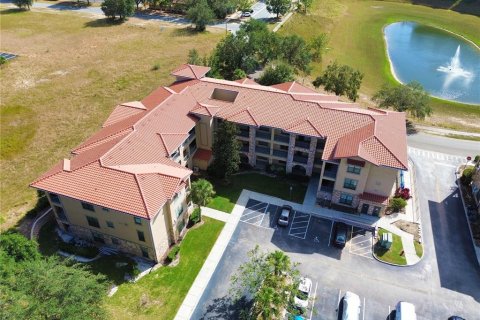 Condo in Davenport, Florida, 4 bedrooms № 2113924 - photo 14