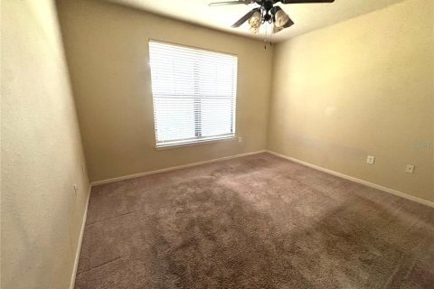 Condo in Davenport, Florida, 4 bedrooms № 2113924 - photo 11