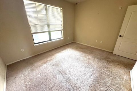 Condo in Davenport, Florida, 4 bedrooms № 2113924 - photo 10