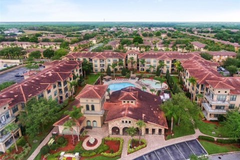Condo in Davenport, Florida, 4 bedrooms № 2113924 - photo 29