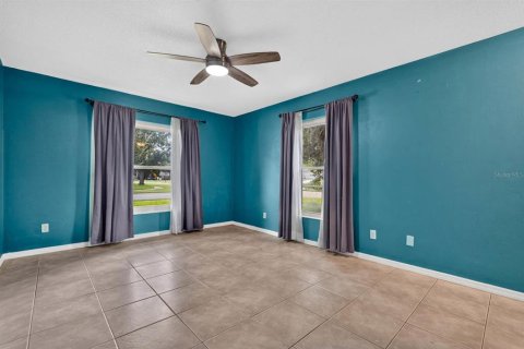 House in Daytona Beach, Florida 3 bedrooms, 143.53 sq.m. № 2389226 - photo 18