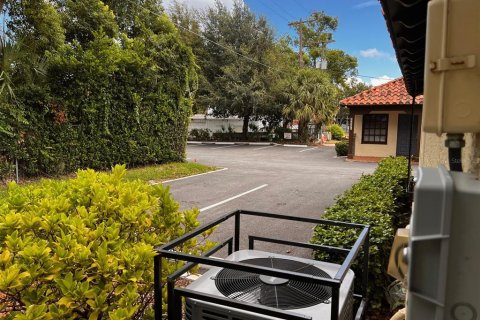 Propiedad comercial en alquiler en Winter Park, Florida, 345.41 m2 № 2166294 - foto 22
