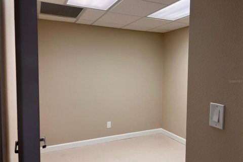 Propiedad comercial en alquiler en Winter Park, Florida, 345.41 m2 № 2166294 - foto 7