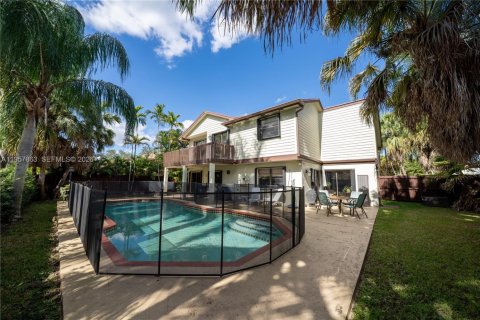 Casa en venta en Miami, Florida, 3 dormitorios, 223.99 m2 № 2019609 - foto 23