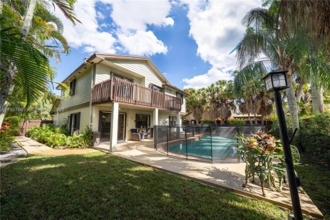 Casa en venta en Miami, Florida, 3 dormitorios, 223.99 m2 № 2019609 - foto 22