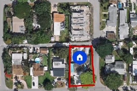 Купить виллу или дом в Холливуд, Флорида 2 спальни, 94.48м2, № 2066105 - фото 2