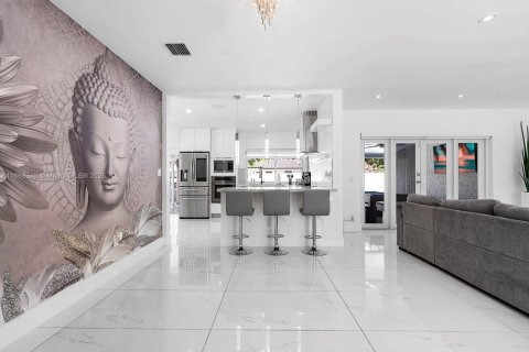 Casa en alquiler en Miami Lakes, Florida, 3 dormitorios, 170.29 m2 № 1926581 - foto 24