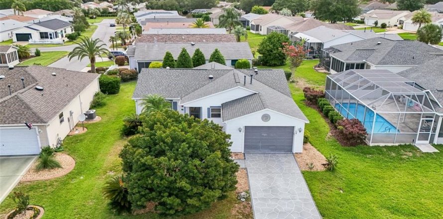 Casa en The Villages, Florida 3 dormitorios, 117.52 m2 № 1770881