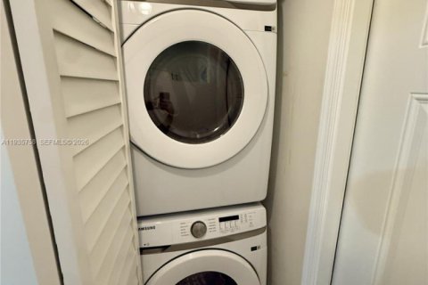 Townhouse in Plantation, Florida 2 bedrooms, 87.79 sq.m. № 1996221 - photo 9