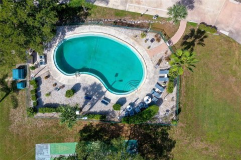 Condo in Daytona Beach, Florida, 1 bedroom № 2127491 - photo 25
