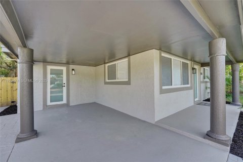 Купить виллу или дом в Форт-Лодердейл, Флорида 4 спальни, 147.16м2, № 1989085 - фото 6