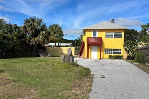 Propiedad comercial en alquiler en West Palm Beach, Florida, 2 dormitorios, 83.15 m2 № 1182293 - foto 1