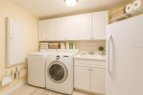Copropriété à vendre à North Redington Beach, Floride: 3 chambres, 206.89 m2 № 2231920 - photo 15