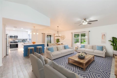 House in Tampa, Florida 3 bedrooms, 136.01 sq.m. № 2289511 - photo 13