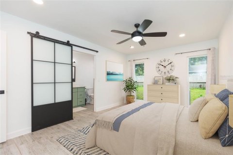 House in Tampa, Florida 3 bedrooms, 136.01 sq.m. № 2289511 - photo 19