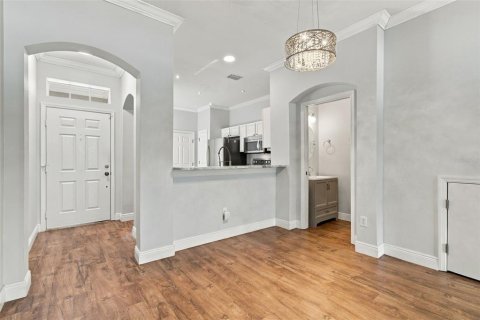 Townhouse in Tampa, Florida 2 bedrooms, 118.17 sq.m. № 2396862 - photo 6
