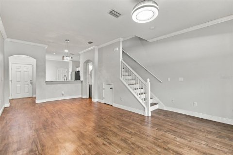Townhouse in Tampa, Florida 2 bedrooms, 118.17 sq.m. № 2396862 - photo 9