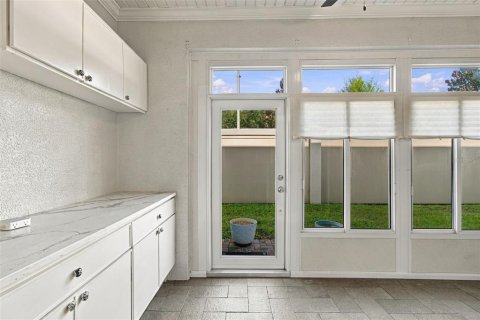 Townhouse in Tampa, Florida 2 bedrooms, 118.17 sq.m. № 2396862 - photo 25