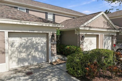 Townhouse in Tampa, Florida 2 bedrooms, 118.17 sq.m. № 2396862 - photo 23