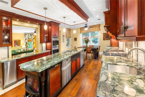 Terrain à vendre à Miami, Floride № 2064948 - photo 10