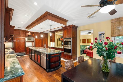 Terrain à vendre à Miami, Floride № 2064948 - photo 6