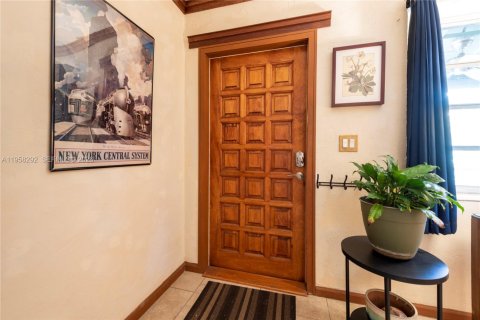 House in Fort Lauderdale, Florida 2 bedrooms, 78.5 sq.m. № 2019829 - photo 4