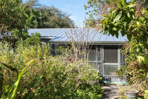 House in Fort Lauderdale, Florida 2 bedrooms, 78.5 sq.m. № 2019829