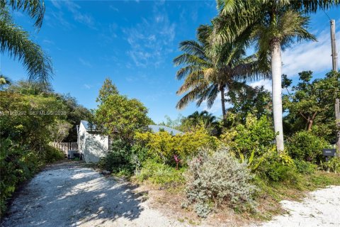 House in Fort Lauderdale, Florida 2 bedrooms, 78.5 sq.m. № 2019829 - photo 3