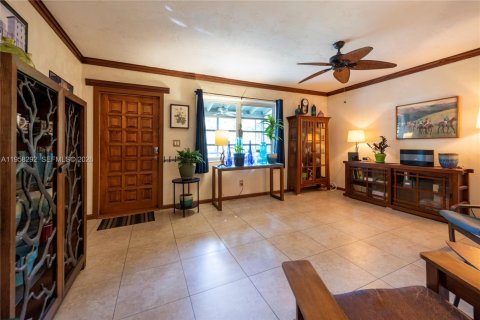 House in Fort Lauderdale, Florida 2 bedrooms, 78.5 sq.m. № 2019829 - photo 6