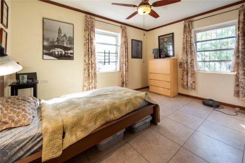 House in Fort Lauderdale, Florida 2 bedrooms, 78.5 sq.m. № 2019829 - photo 12