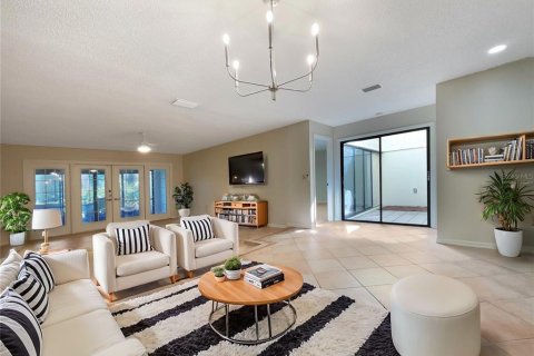Condo in Sarasota, Florida, 2 bedrooms  № 1838929 - photo 3
