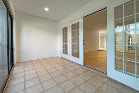 Condo in Sarasota, Florida, 2 bedrooms  № 1838929 - photo 23