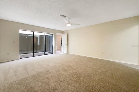 Condo in Sarasota, Florida, 2 bedrooms  № 1838929 - photo 16
