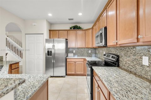 Villa ou maison à vendre à Doral, Floride: 4 chambres, 246.19 m2 № 2424471 - photo 14