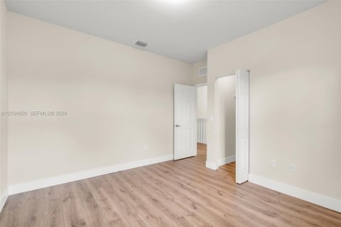 Villa ou maison à vendre à Doral, Floride: 4 chambres, 246.19 m2 № 2424471 - photo 29