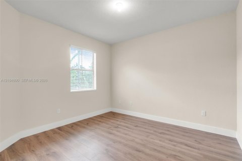 Villa ou maison à vendre à Doral, Floride: 4 chambres, 246.19 m2 № 2424471 - photo 28