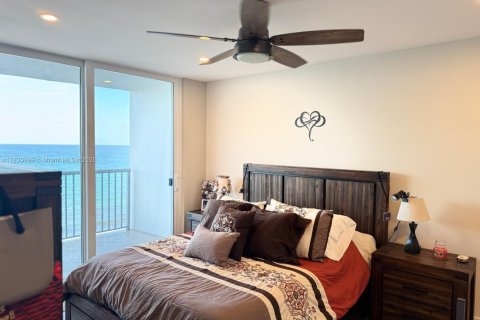 Condominio en venta en Hollywood, Florida, 1 dormitorio, 76.18 m2 № 1809543 - foto 12