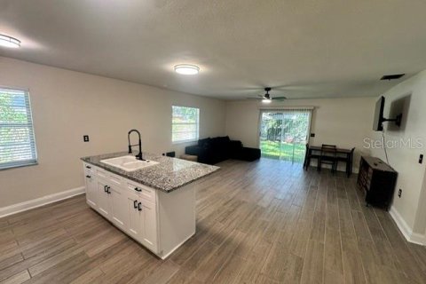 Villa ou maison à louer à Tampa, Floride: 4 chambres, 140.1 m2 № 2381174 - photo 22