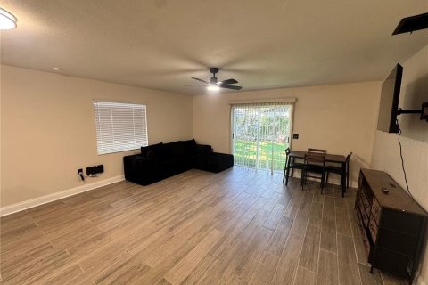 Villa ou maison à louer à Tampa, Floride: 4 chambres, 140.1 m2 № 2381174 - photo 20