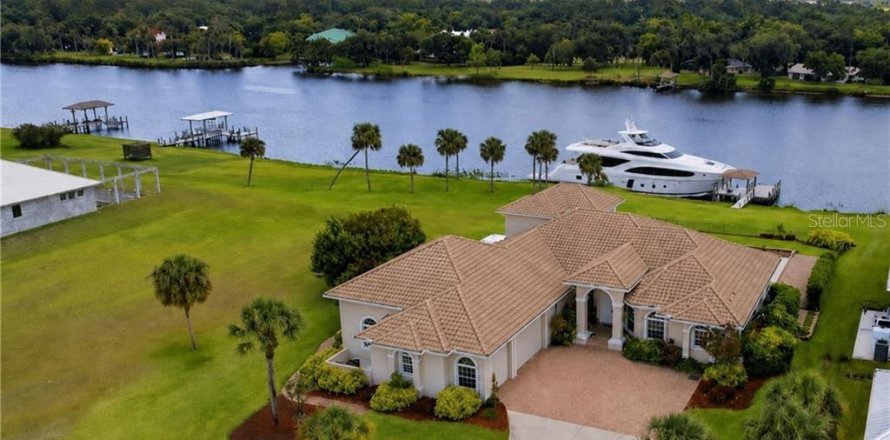 Villa ou maison à LaBelle, Floride 3 chambres, 311.69 m2 № 2134602