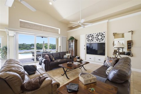 Villa ou maison à vendre à LaBelle, Floride: 3 chambres, 311.69 m2 № 2134602 - photo 17