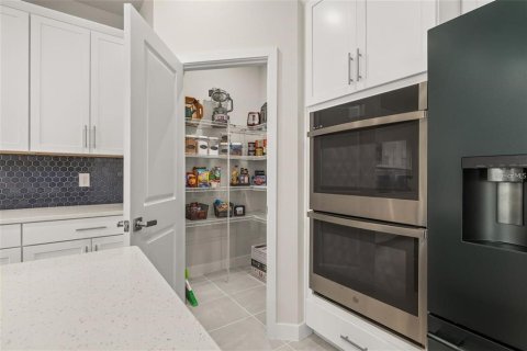 Villa ou maison à vendre à Clermont, Floride: 4 chambres, 236.99 m2 № 2425425 - photo 7