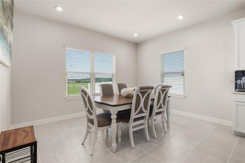 Villa ou maison à vendre à Clermont, Floride: 4 chambres, 236.99 m2 № 2425425 - photo 9