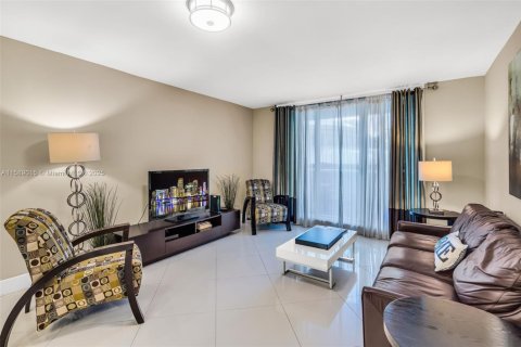 Condominio en venta en Miami Beach, Florida, 1 dormitorio, 78.97 m2 № 1671760 - foto 28