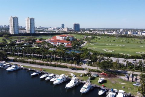 Copropriété à vendre à Hallandale Beach, Floride: 2 chambres, 85.84 m2 № 1501233 - photo 5